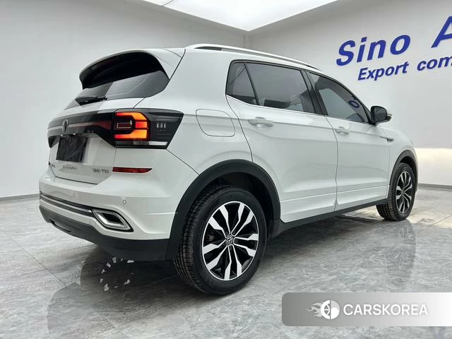 Volkswagen Exploring the shadow id 4264979 из Китая 17