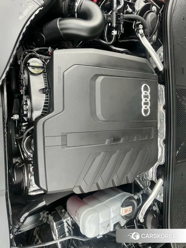 Audi A6L id 3890120 из Китая 18