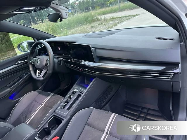 Volkswagen Golf id 4353232 из Китая 23