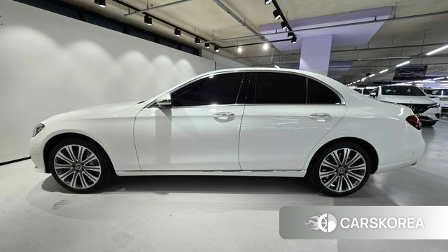 Mercedes-Benz E-Class W213 id 3935097 из Кореи 18