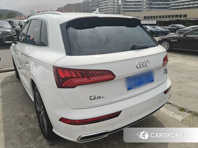 Audi Q5L id 3957820 из Китая 8