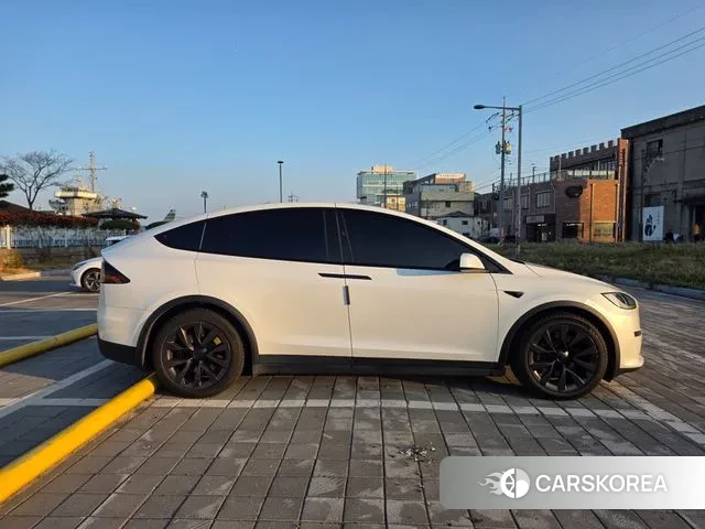 Tesla Model X id 3487386 из Кореи 11