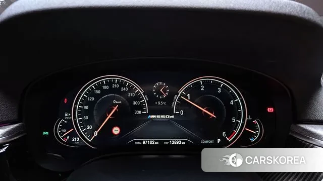 BMW 5 Series (G30) id 3737351 из Кореи 18