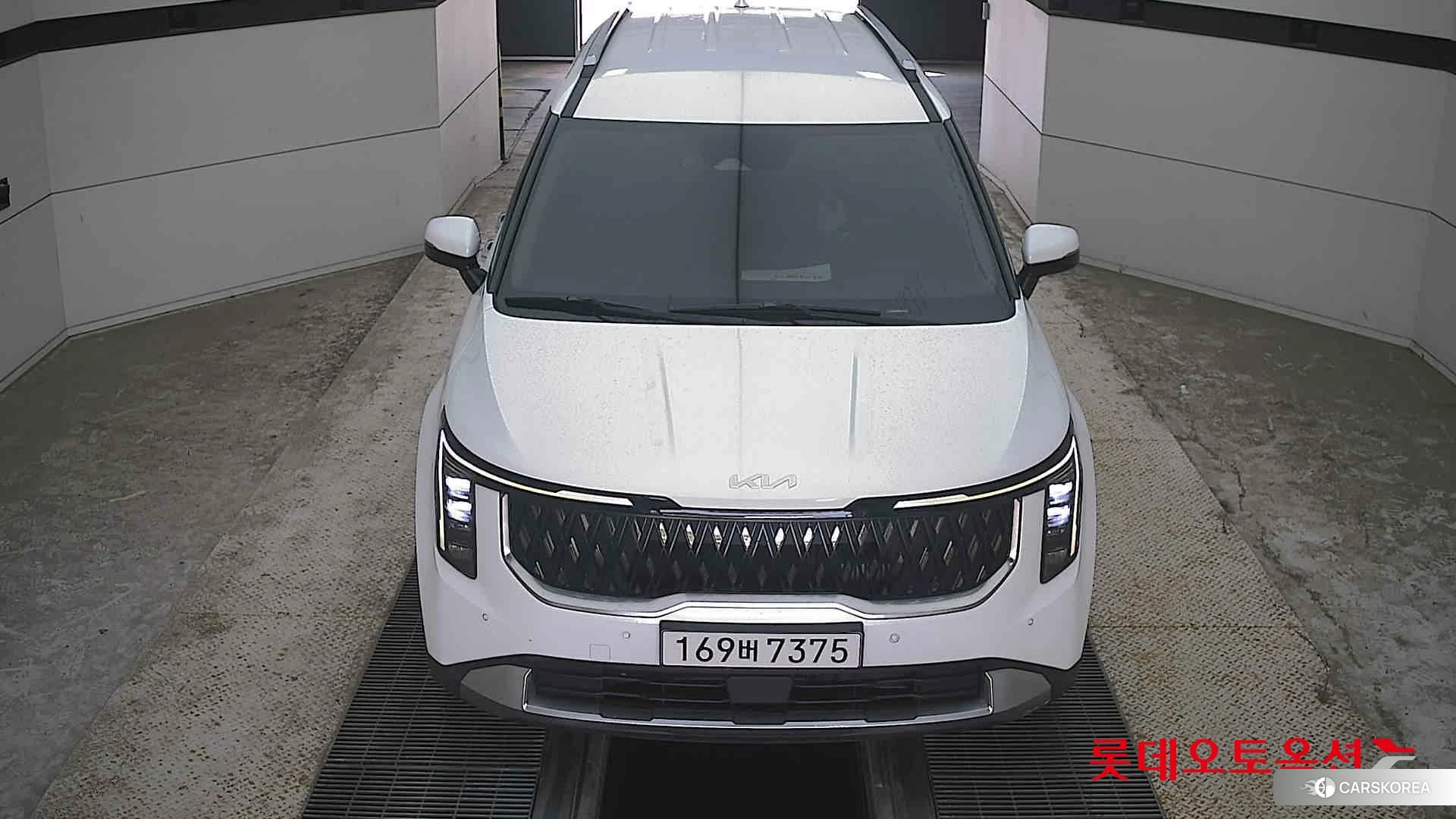 Kia Carnival id 4498436 из Кореи 36