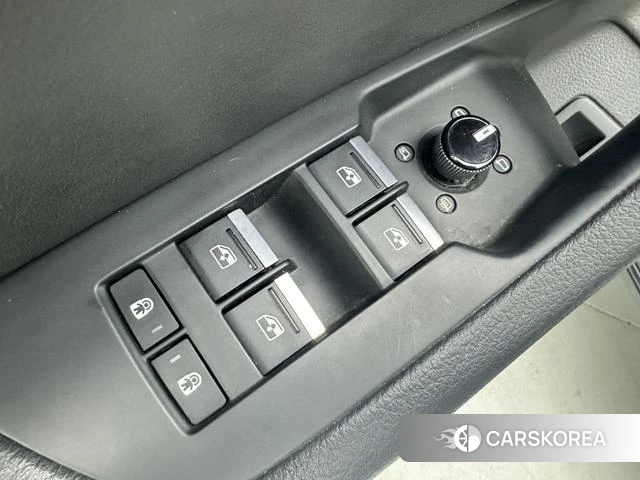 Audi A6L id 4255936 из Китая 26