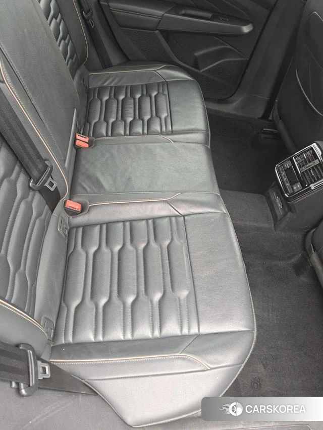 Volkswagen Passat id 3927117 из Китая 9