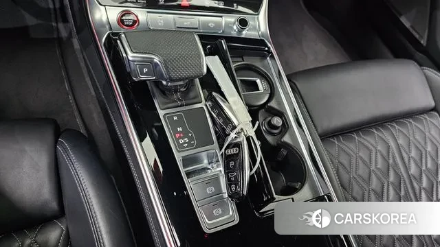 Audi S6 (C8) id 3771393 из Кореи 18