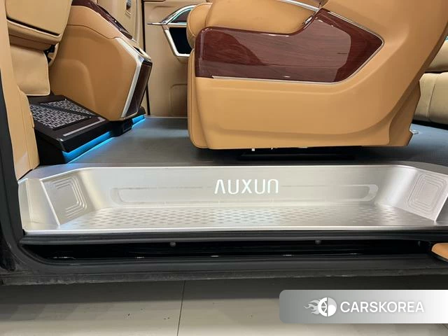 Mercedes-Benz V-class id 4277649 из Китая 15