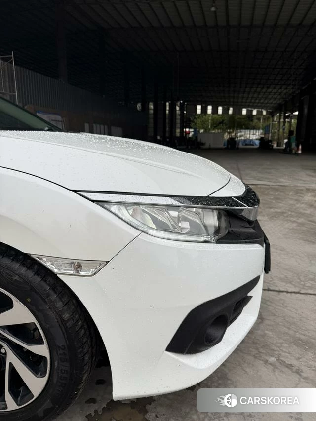 Honda Civic id 3882551 из Китая 12