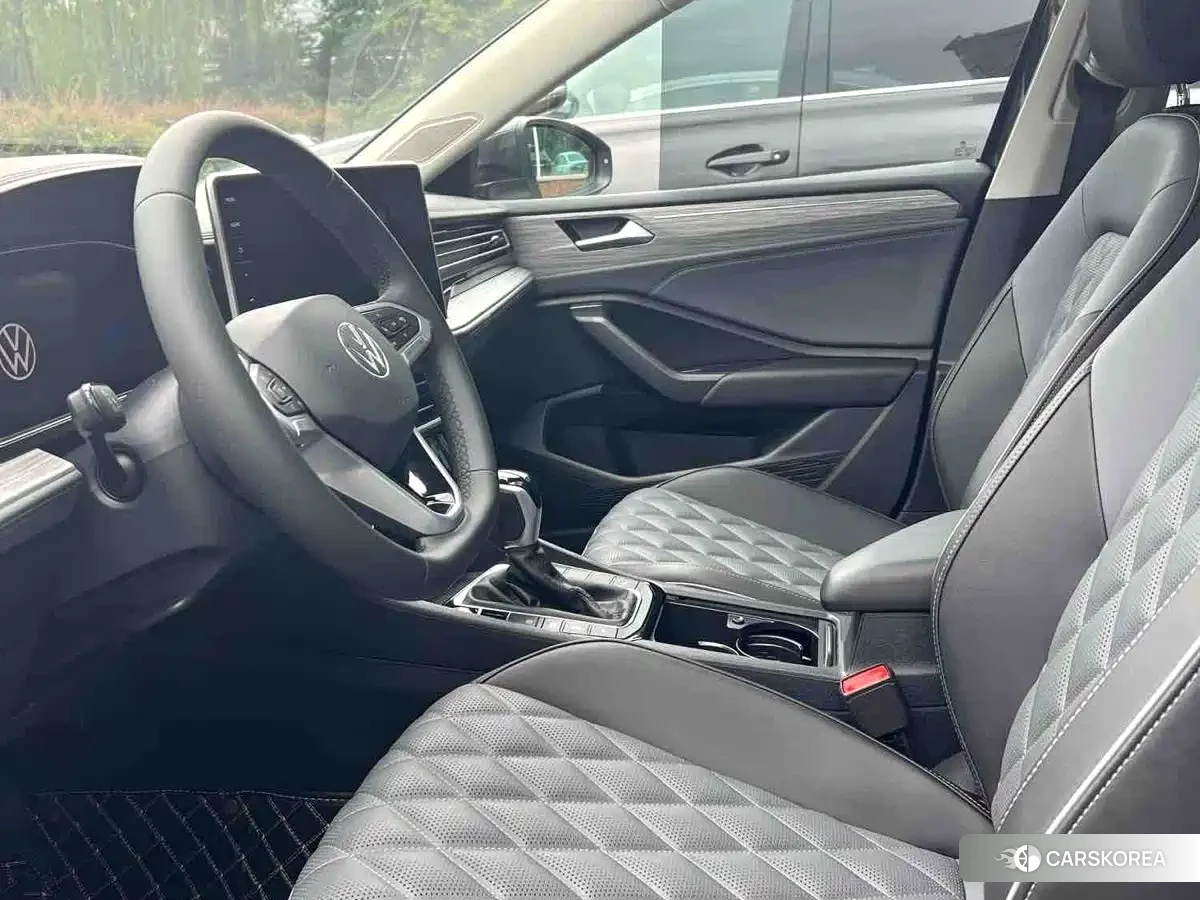 Volkswagen Sagitar id 4599841 из Китая 9