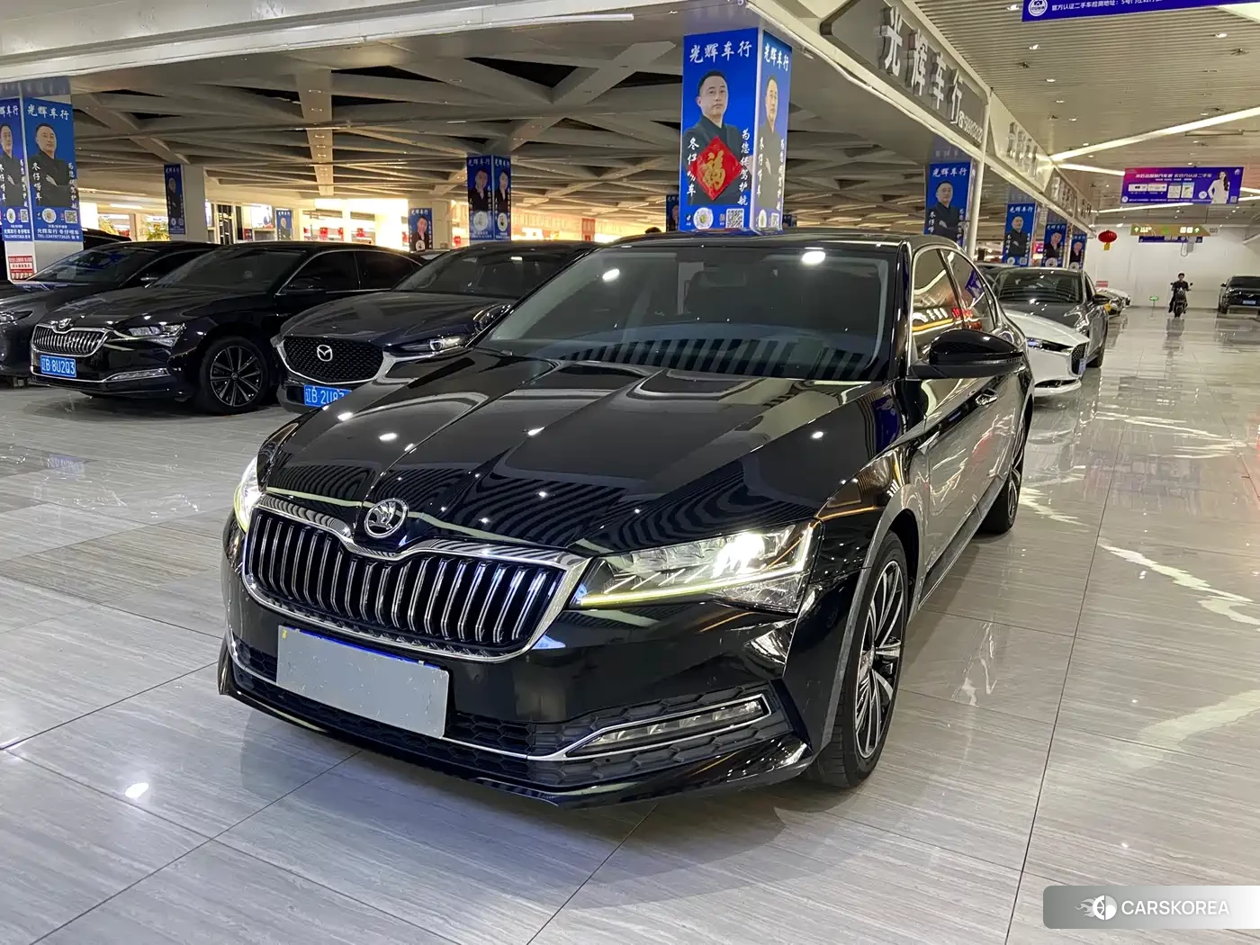 Skoda Superb id 4686135 из Китая 21