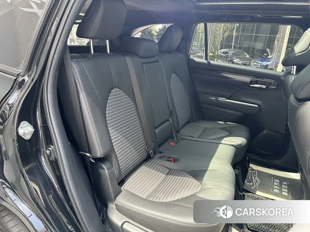 Toyota Crown Lufang id 4220911 из Китая 21