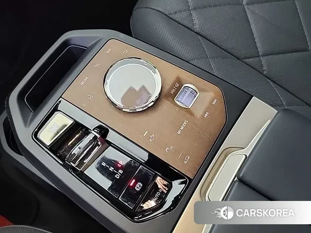 BMW iX id 3432302 из Кореи 16