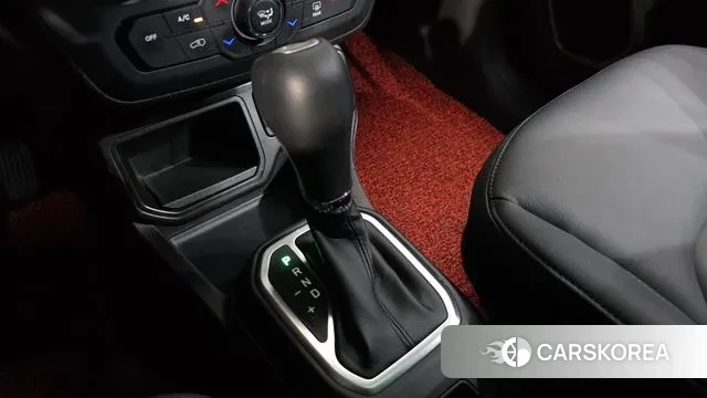 Jeep Renegade id 3576308 из Кореи 18