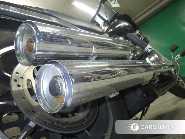 Harley-Davidson Softail Low Rider FXLR1750 id 3945722 из Японии 32