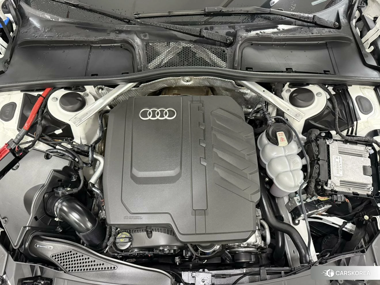 Audi A4L id 4455129 из Китая 10