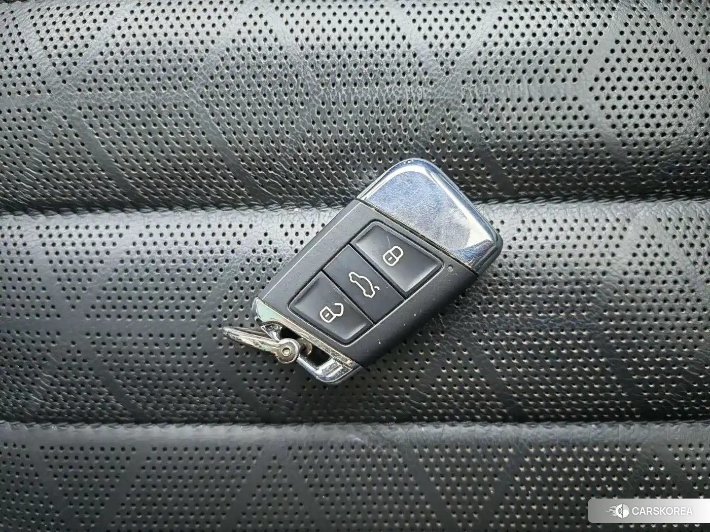 Volkswagen FAW-Volkswagen CC id 4565141 из Китая 20