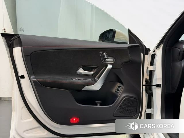 Mercedes-Benz CLA (import) id 4275590 из Китая 15