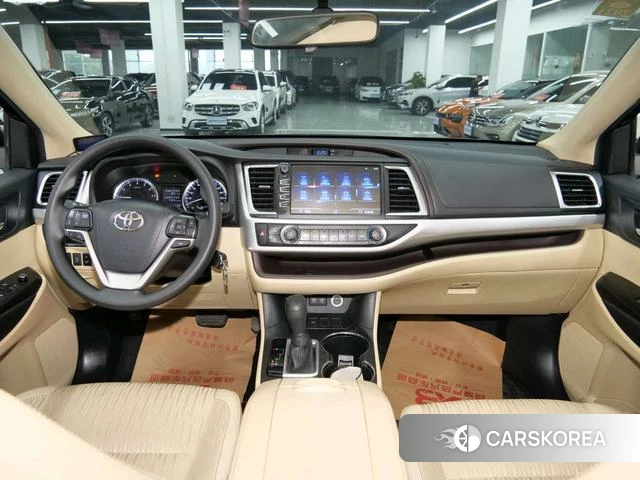 Toyota Highlander id 4221304 из Китая 8