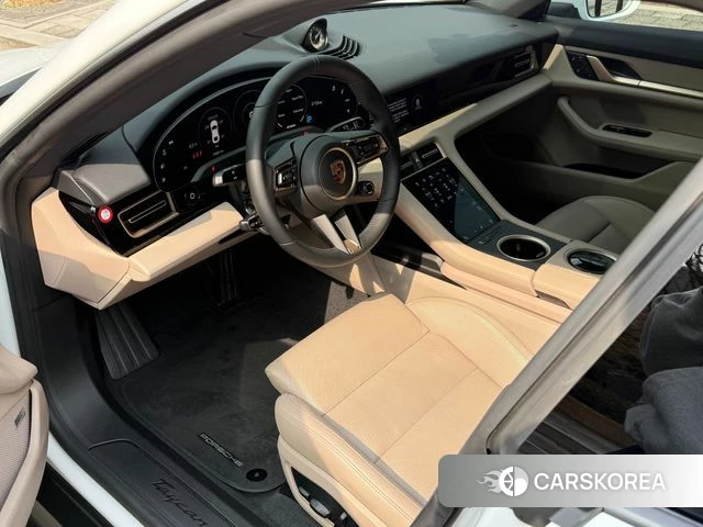 Porsche Taycan id 3793283 из Кореи 18