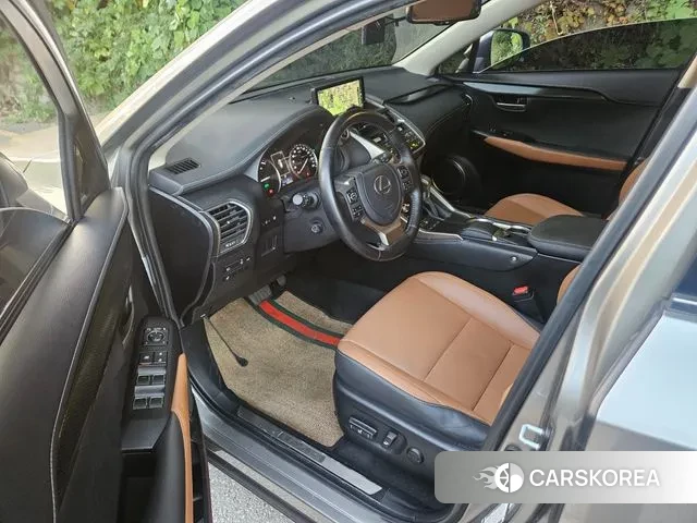 Lexus NX300h id 3556539 из Кореи 13