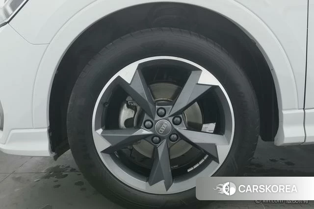 Audi Q3 id 4210683 из Китая 22