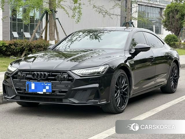 Audi A7L id 4266039 из Китая 9