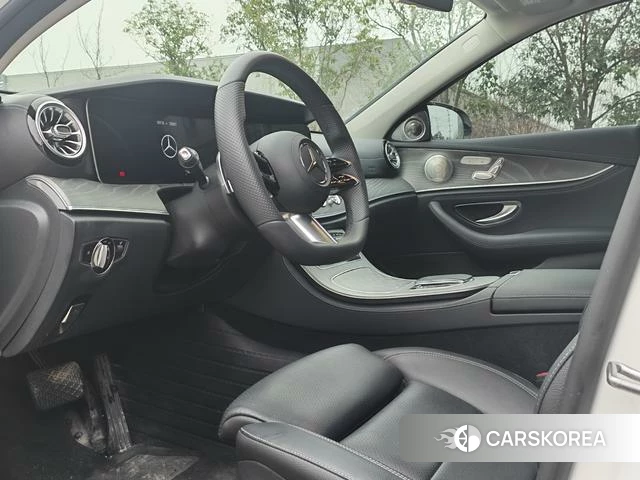 Mercedes-Benz E-class id 4260212 из Китая 8