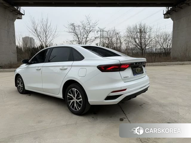 Geely Automobile Emgrand id 3919512 из Китая 8