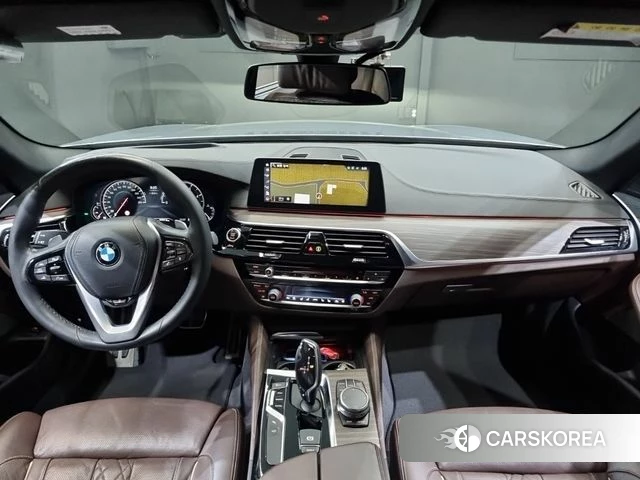 BMW 5 Series (G30) id 4325764 из Кореи 18