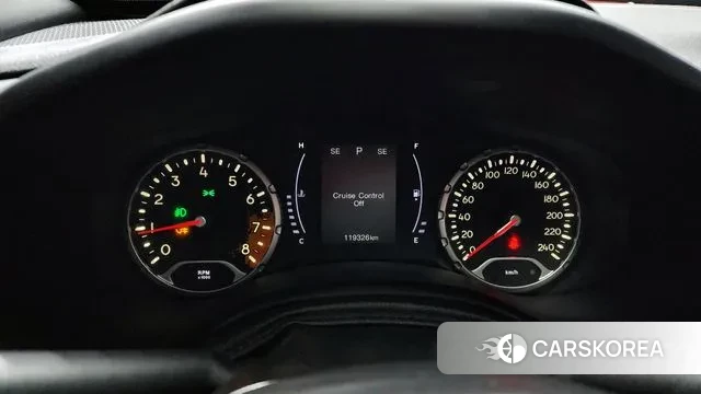 Jeep Renegade id 3789575 из Кореи 18