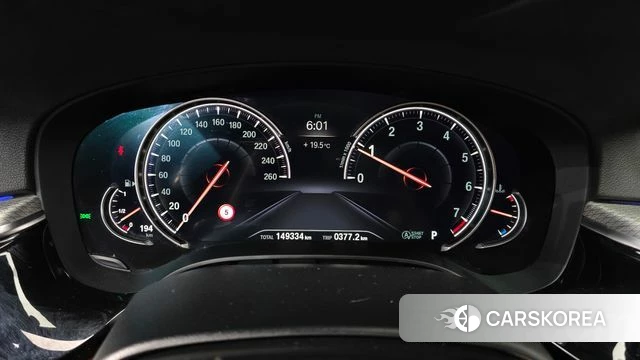 BMW 5 Series (G30) id 4188536 из Кореи 18