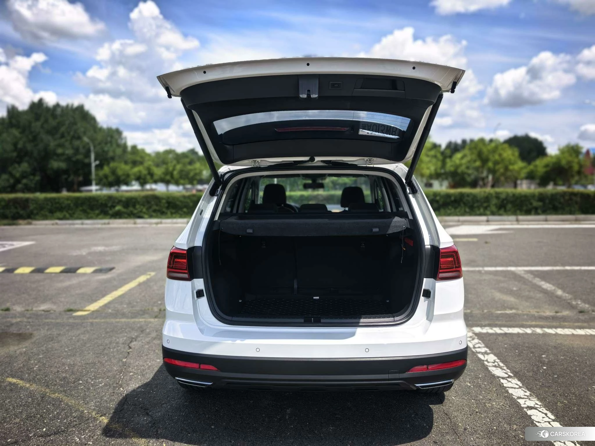 Volkswagen Tuyue id 4455137 из Китая 21
