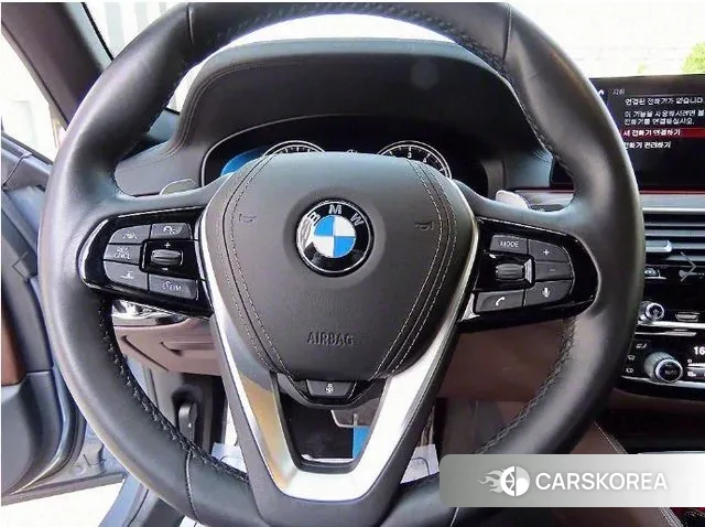 BMW 5 Series (G30) id 3000624 из Кореи 18