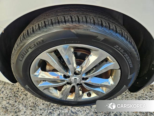 Kia All New Carnival id 4643110 из Кореи 18