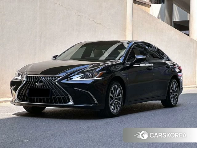 Lexus ES id 4299953 из Китая 12