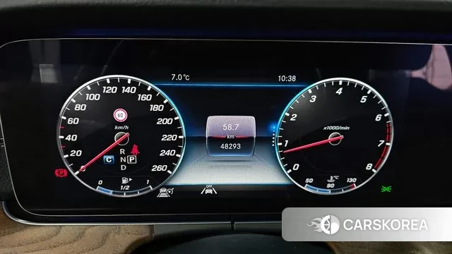 Mercedes-Benz E-Class W213 id 3525659 из Кореи 18