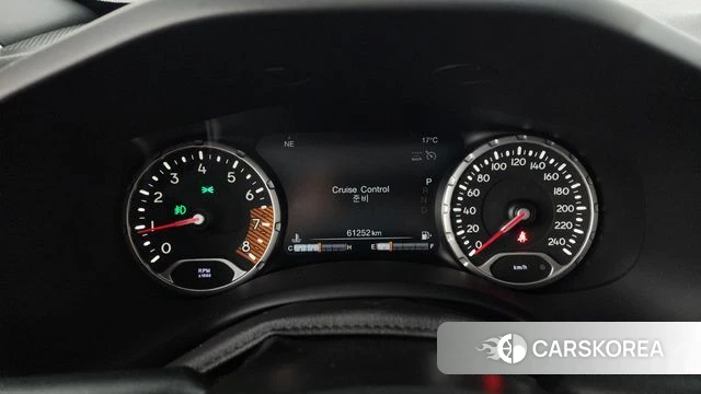 Jeep Renegade id 3873321 из Кореи 18