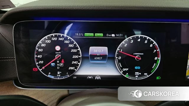 Mercedes-Benz E-Class W213 id 4187846 из Кореи 36