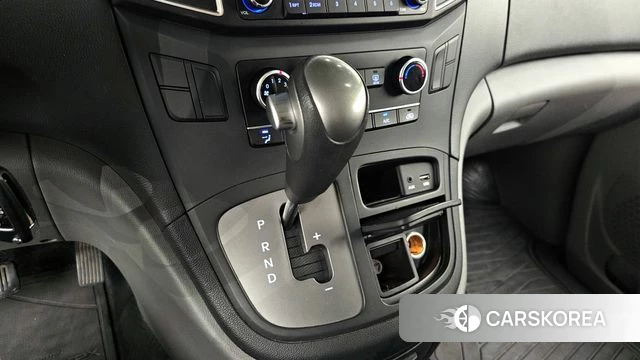 Hyundai The New Grand Starex id 4501658 из Кореи 28