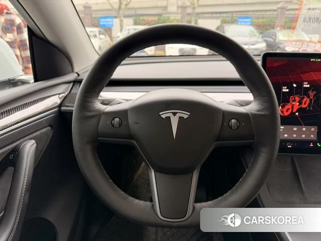Tesla Model Y id 4240124 из Китая 9