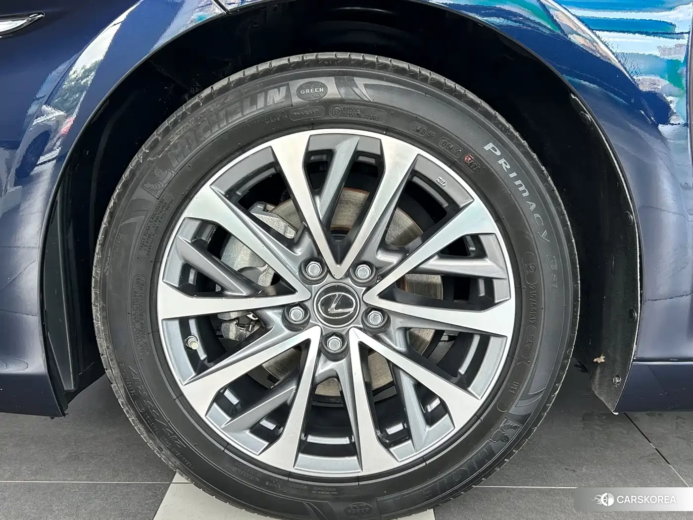 Lexus ES id 4659710 из Китая 26