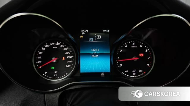 Mercedes-Benz C-Class W205 id 4476844 из Кореи 28
