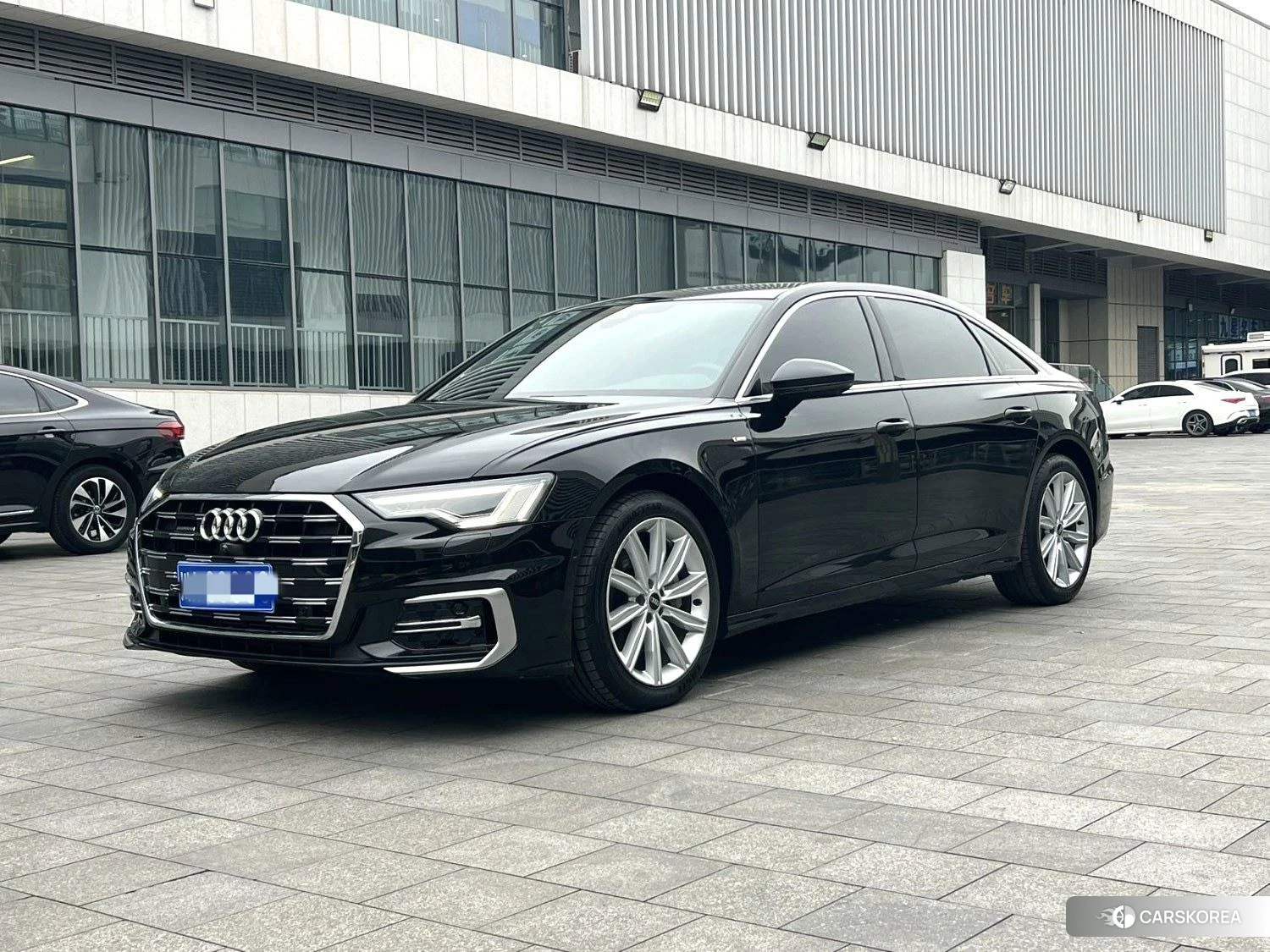 Audi A6L id 4498622 из Китая 7