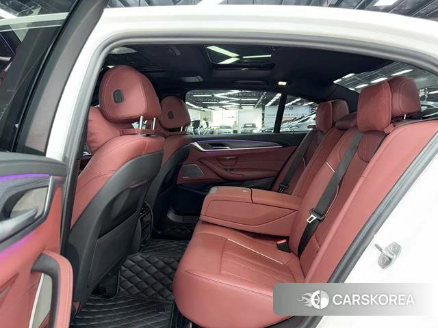 BMW 5 series PHEV id 4253857 из Китая 16