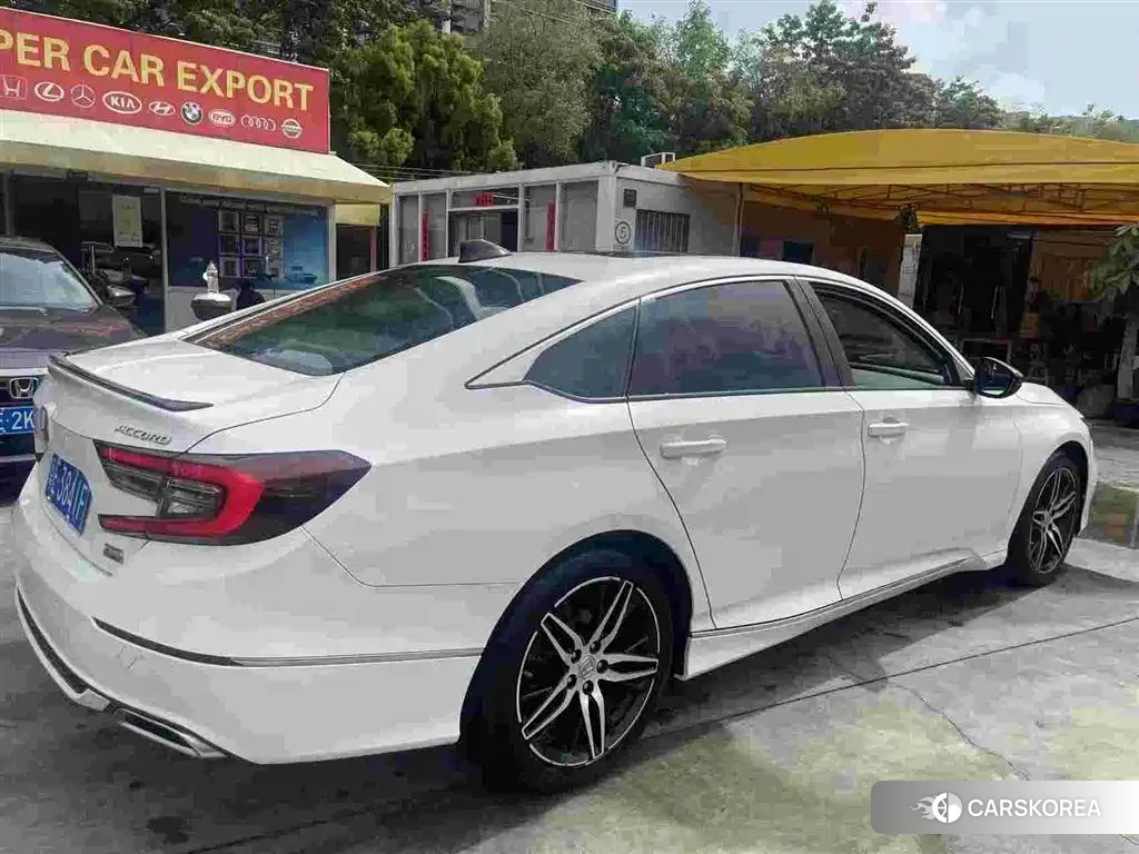 Honda Accord id 4681220 из Китая 8