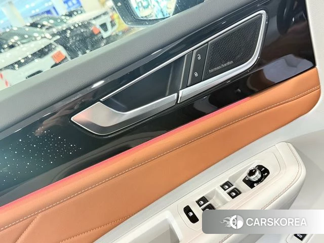 Volkswagen Tourang id 4290632 из Китая 17