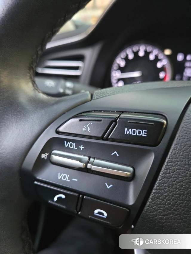 Hyundai The New Avante AD id 3853389 из Кореи 18