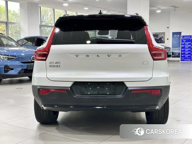 Volvo XC40 EV id 3983141 из Китая 16