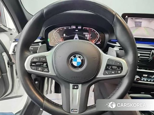 BMW 5 Series (G30) id 3897617 из Кореи 18